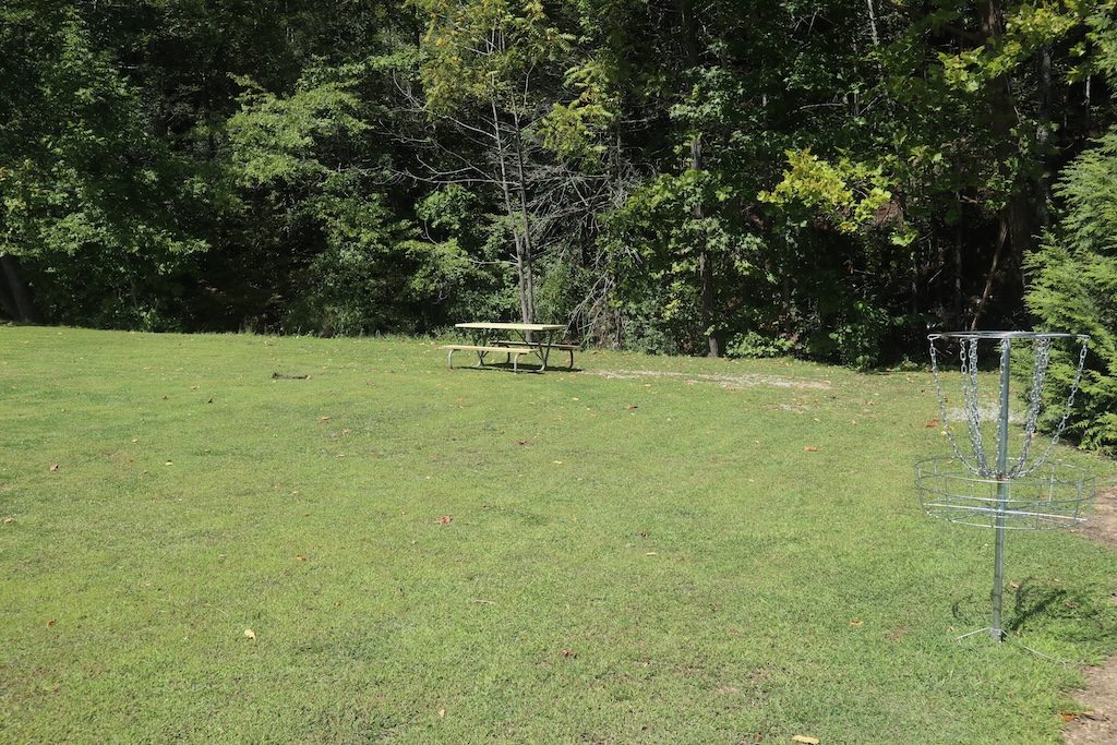 Outdoor Resort at Gatlinburg's Picnic Area and Frisbee Golf