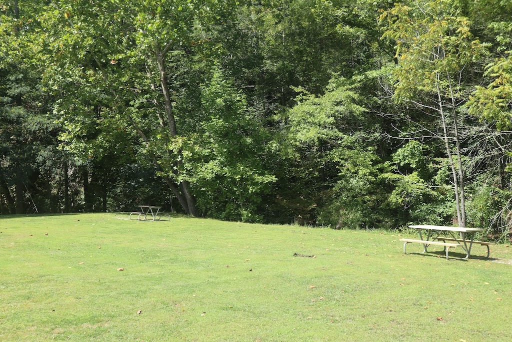 Outdoor Resort at Gatlinburg's Picnic Area